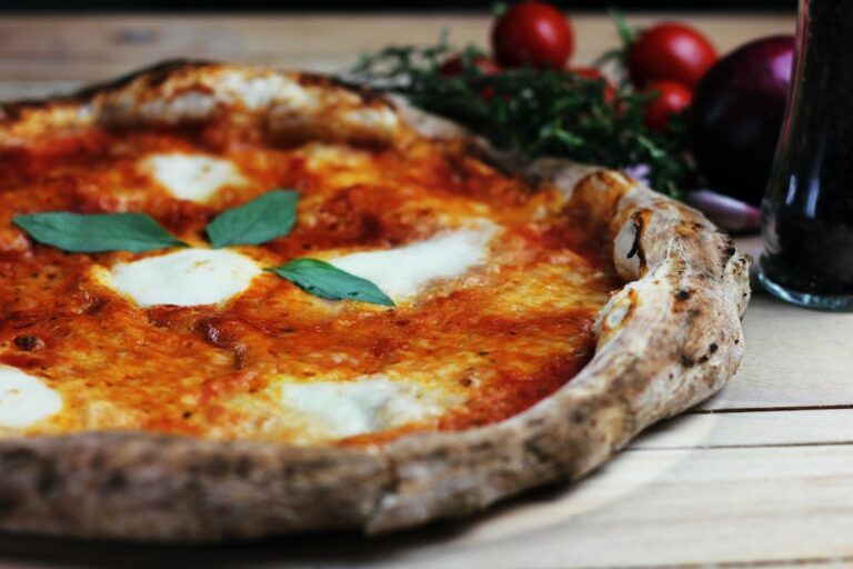 De beste pizza&rsquo;s van Amsterdam eet je bij deze restaurants