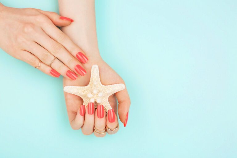 Dit zijn de mooiste (betaalbare) nagellak kleuren voor deze zomer