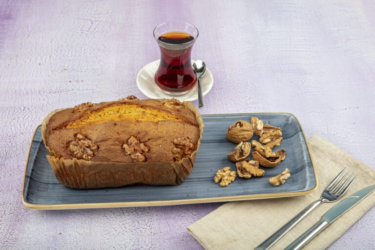 Voor alle luie keukenprinsessen: deze bananen chocoladecake is super makkelijk te maken