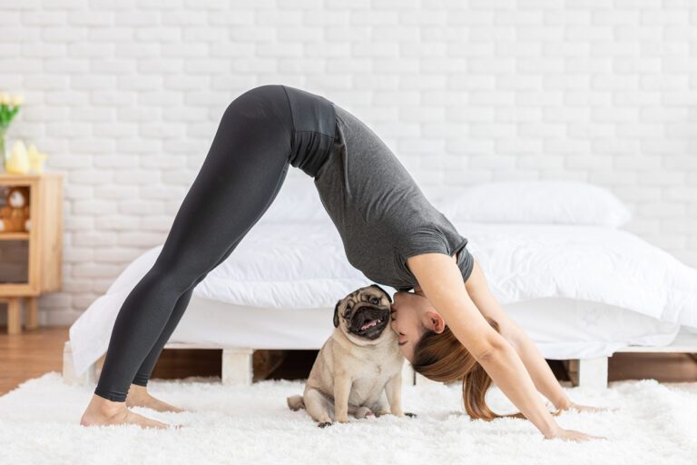 Meedoen: de beste yoga-videos voor thuis