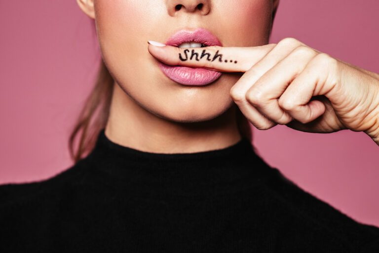 Met deze truc blijft je lippenstift de hele dag zitten