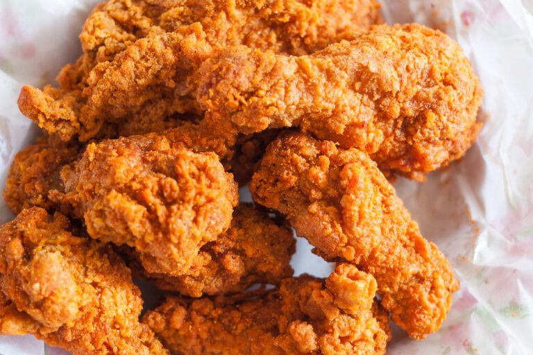 Gefrituurde kip zonder frituurpan? Zo zet je heerlijke krokante kip op tafel