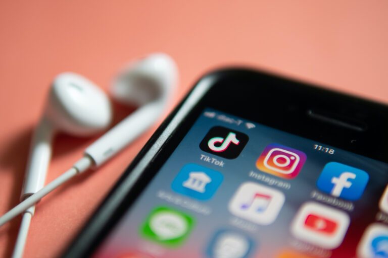 Wil je zien: deze t&eacute; leuke TikTok video&rsquo;s gaan op dit moment viral