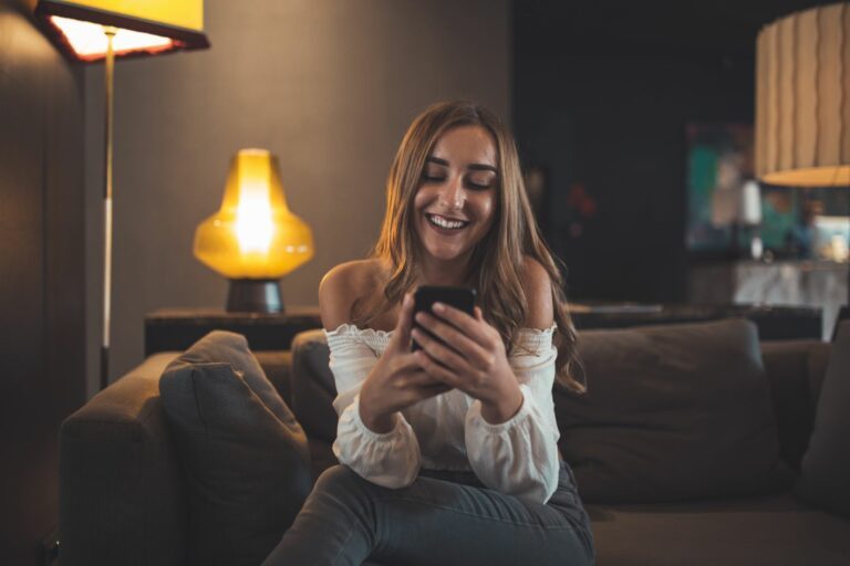 Huh?! Dit zijn de 7 meest opmerkelijke online dating pickup lines