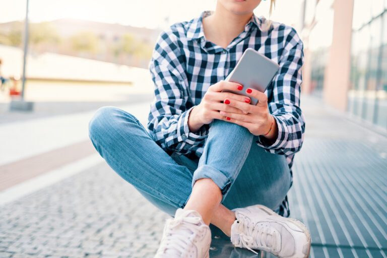 19x de foutste Tinder openingszinnen (die jij sowieso kent)