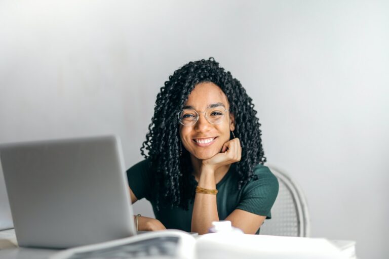Handig: Deze YouTubers geven je de beste studeertips waar je &eacute;cht iets aan hebt