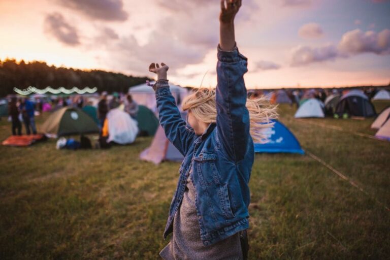We mogen weer: de essentials die je nodig hebt voor je eerste feestje buiten