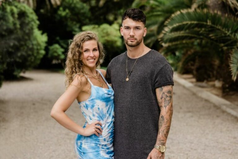 Geniet tijdens je brakke zondag van de Temptation Island imitaties van Iris Ulkens