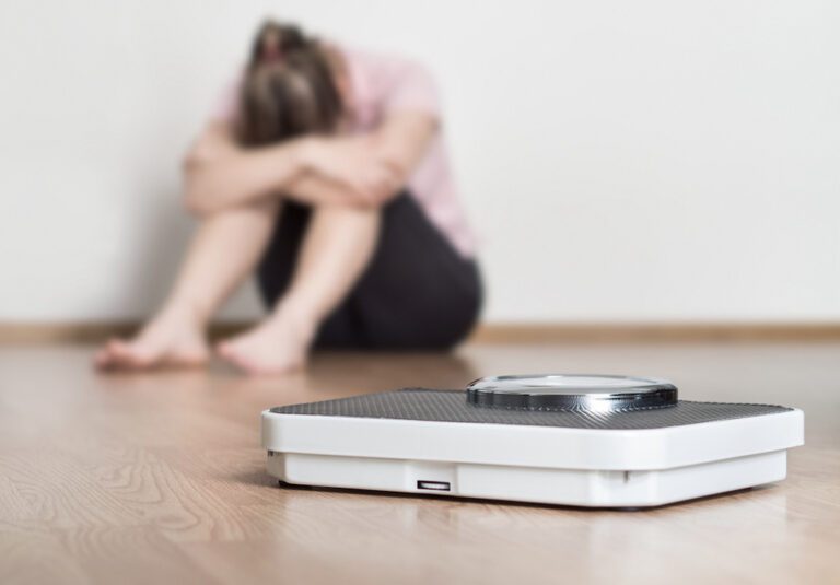 Real life story: &lsquo;Een stemmetje in mijn hoofd dwong me om te blijven eten&rsquo;