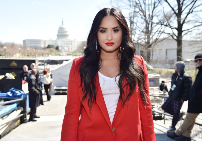 Z&oacute; verklapt Demi Lovato per ongeluk dat ze een nieuwe vriend heeft