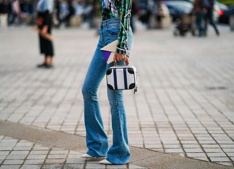 Dit zijn de mooiste flared jeans voor het najaar