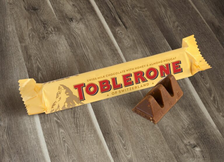 Om bij weg te smelten: Lidl heeft nu Toblerone lavacakejes in de schappen liggen
