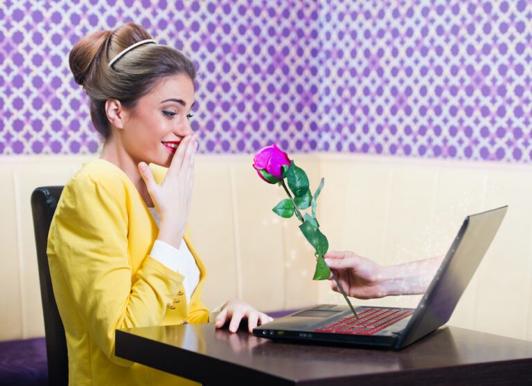 Niet daten door het coronavirus? Hier date je digitaal in de vorm van een pubquiz
