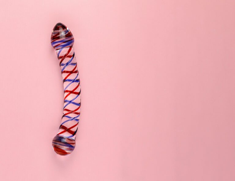 Waarom de dildo nog steeds het populairste seksspeeltje is