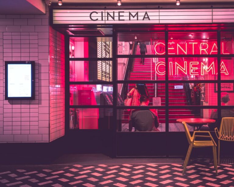 We mogen vanaf dit weekend weer naar de bioscoop en dit zijn de films die draaien