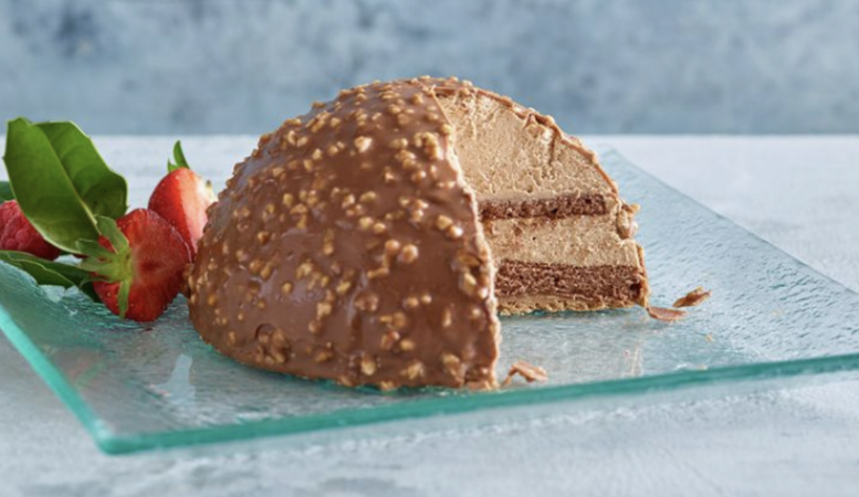 Wow: ALDI verkoopt nu dit gigantische &lsquo;Ferrero Rocher&rsquo; dessert