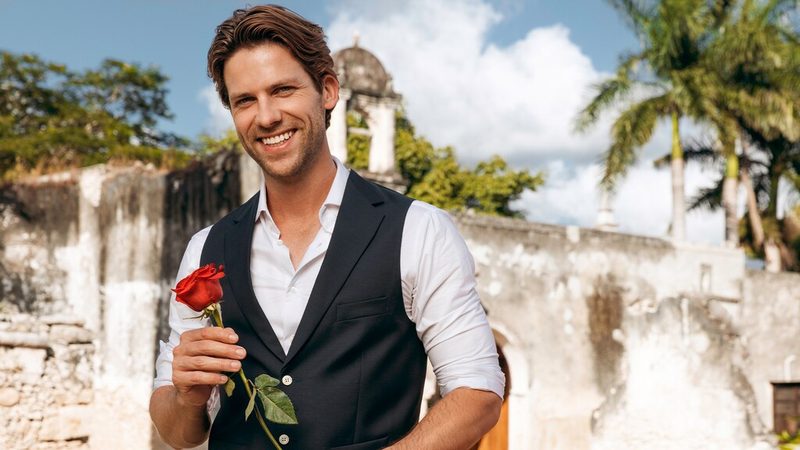 Wow: wordt Bachelor Thomas nou afgewezen voor een zoen?
