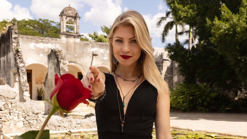 Heftig! Bachelor&rsquo;s Romy opgenomen in ziekenhuis
