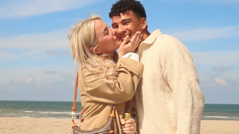Joey en Luna van Love Island.