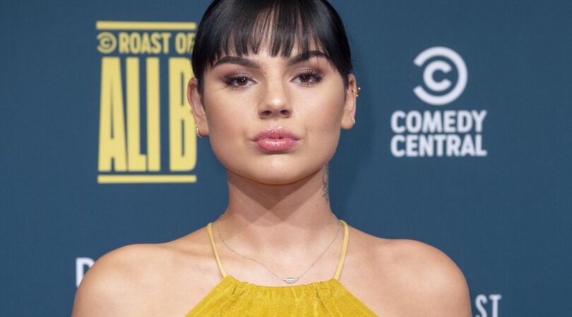 Famke Louise maakt enorme blunder op Instagram