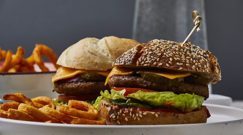 Minder vlees eten? De producten van FiftyFifty zijn half vlees, half groente