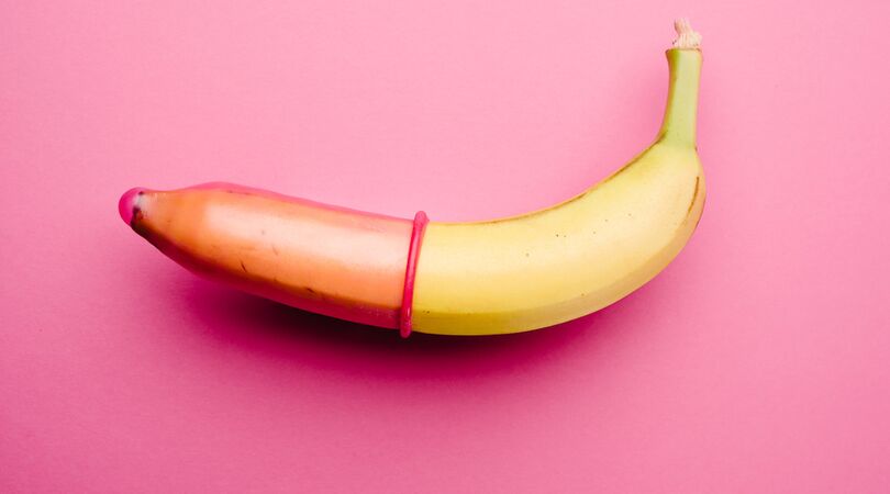 Een condoom omdoen: z&oacute; moet het