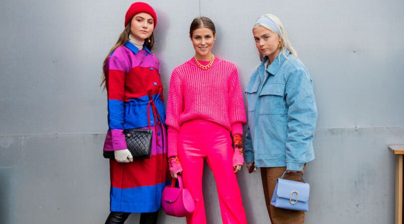 Fellere kleuren dragen maakt je gelukkiger