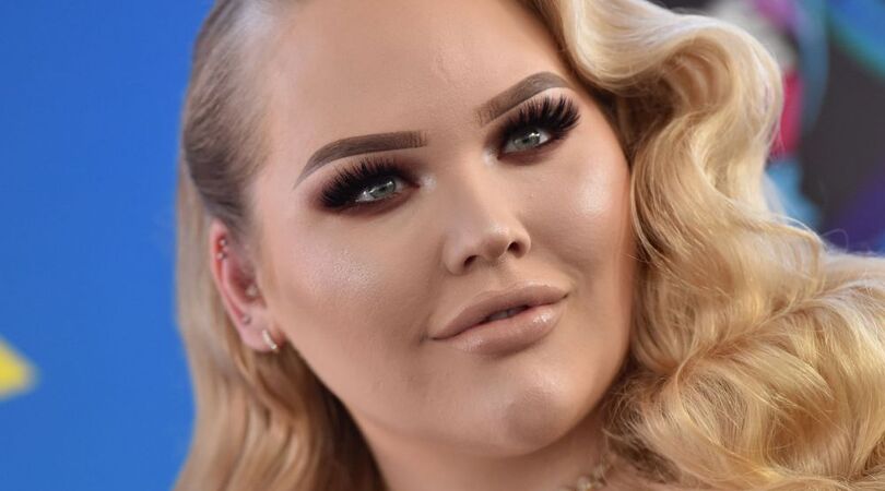 NikkieTutorials over Ellen DeGeneres: &lsquo;Ze kwam niet eens hallo zeggen&rsquo;