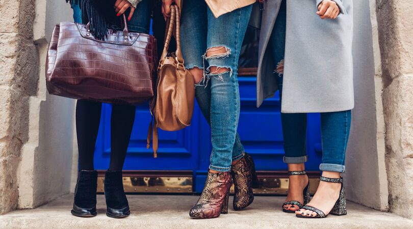 Deze enkellaarsjes met print maken jouw outfit helemaal compleet