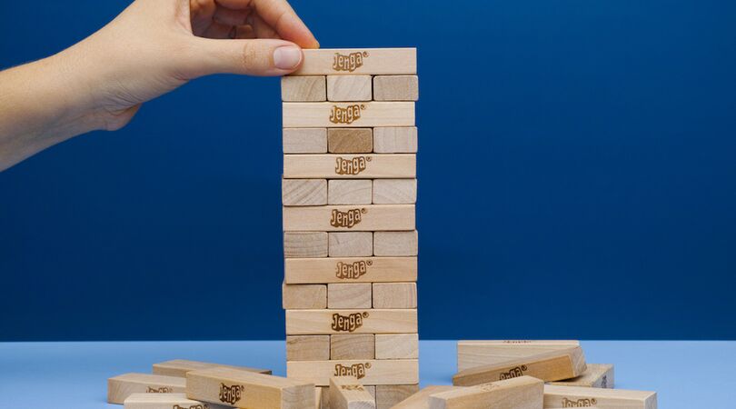 Vanaf nu is dit Yenga drankspel jullie go-to spel voor de zaterdagavond