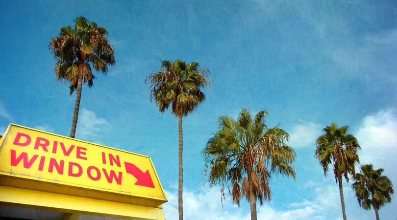 Dit zijn de drive thru restaurants waar jij nog heen moet deze maand