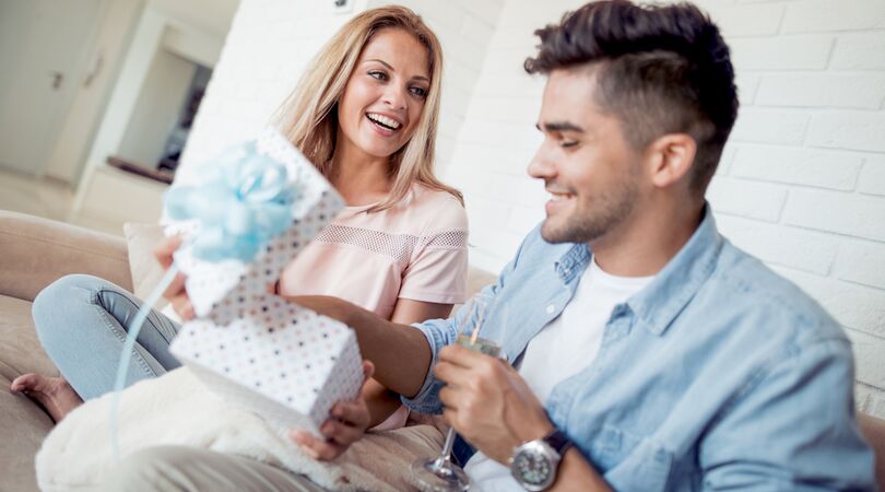 Verwen je vriend: dit zijn de leukste cadeautjes om (zomaar) aan hem te geven