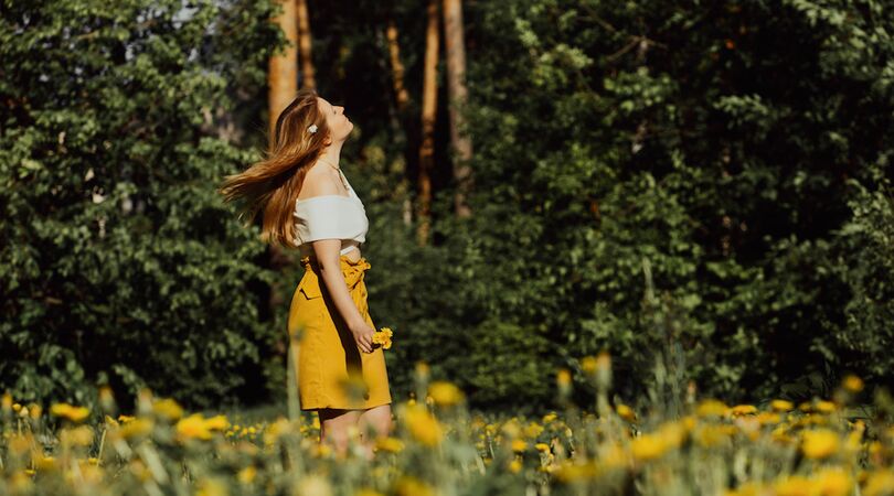 Deze crop tops mo&eacute;t jij deze zomer in je kast hebben liggen