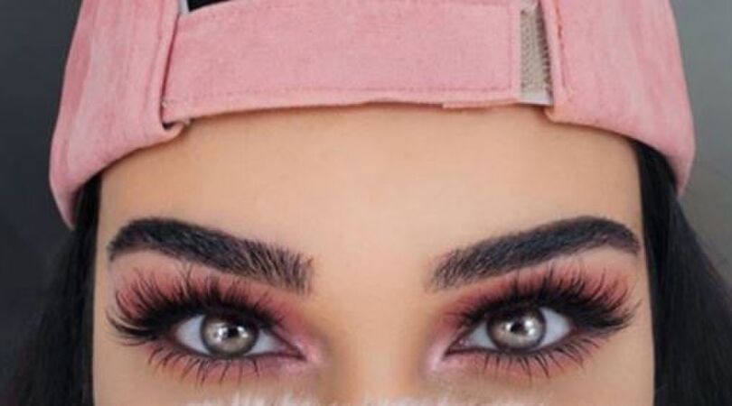 Van plan om wimperextensions te laten zetten? Dan moet je deze dingen weten