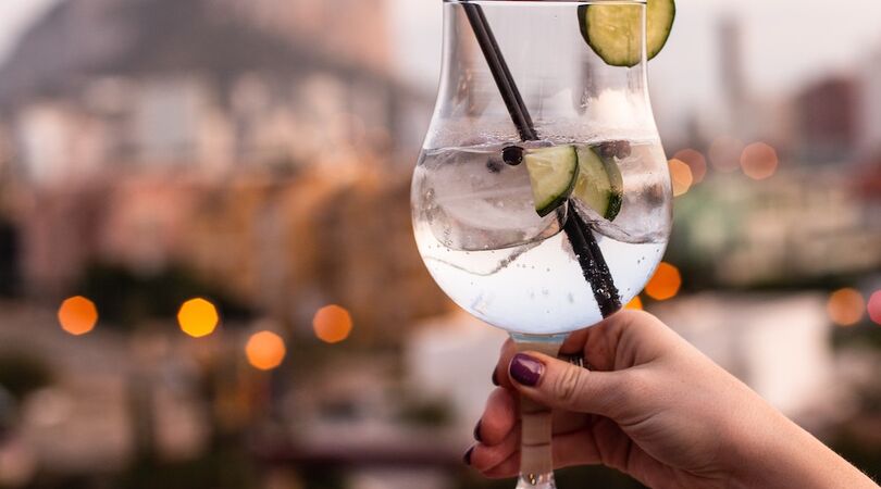 Bewezen: gin tonic drinkers zijn sexyer dan bierdrinkers