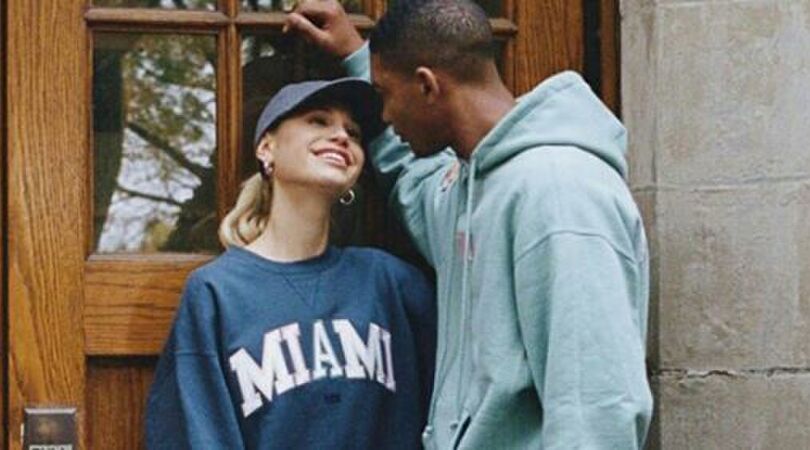 Stel deze vragen aan je crush om verliefd op elkaar te worden