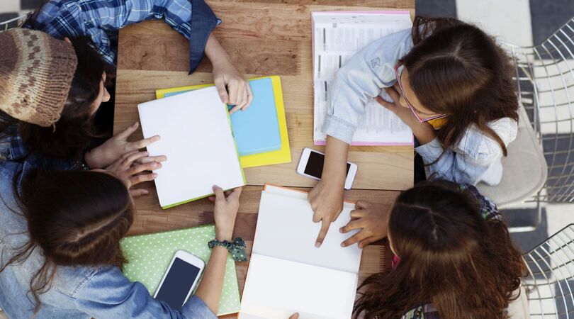 Een (lange) schooldag overleef je het beste door deze 7 tips