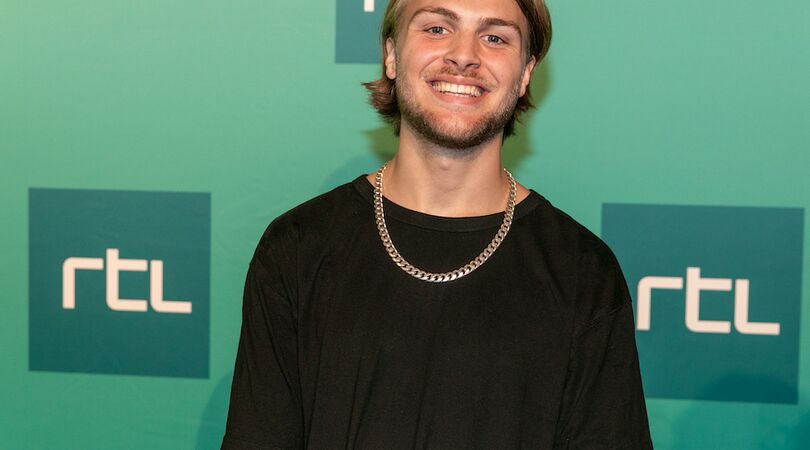 Cutie Rijk Hofman wordt de nieuwe presentator van Love Check-up