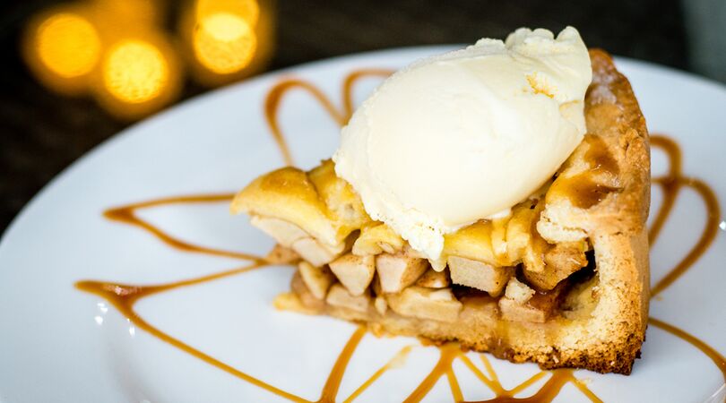 Recept: appeltaartnacho&rsquo;s met karamel en slagroom