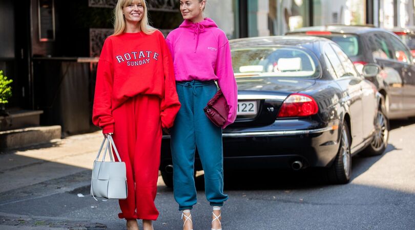 21 x de fijnste &eacute;n mooiste sweaters en hoodies in in weg te kruipen