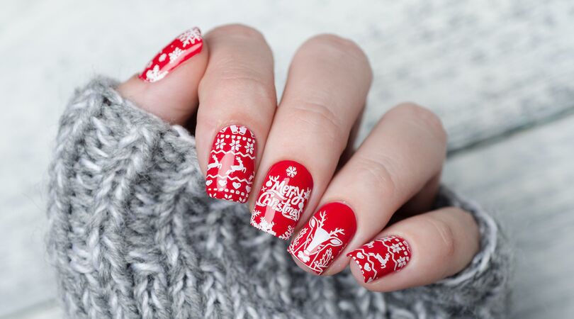 9x inspiratie: de mooiste nail-art voor tijdens de kerstdagen 2020