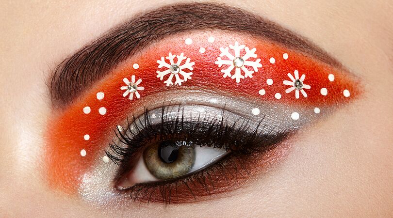 9x inspiratie voor (foute) kerst-ooglooks tijdens de kerstdagen 2020
