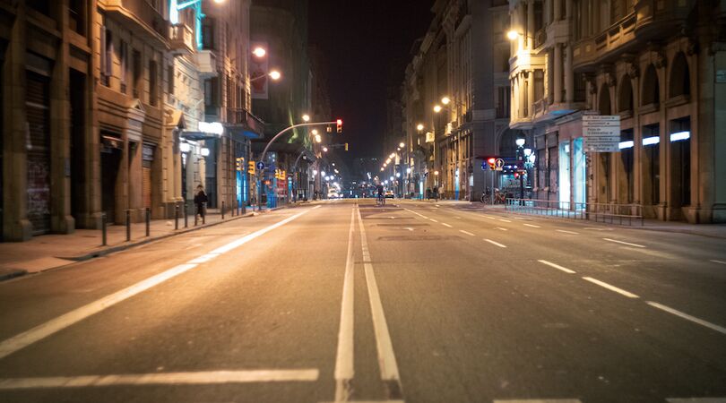 Door deze 5 fases gaan we heen wanneer er straks een avondklok is