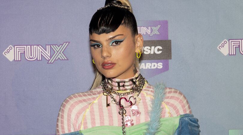 Wow: de politie moest ingrijpen bij een clipopname van Famke Louise