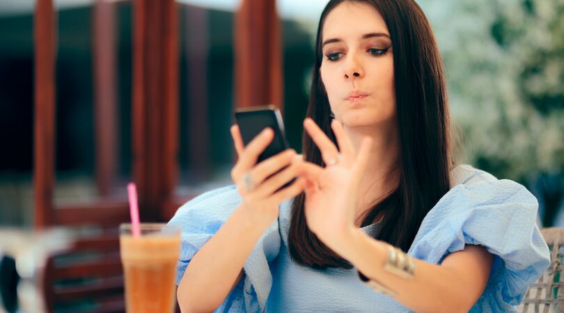 Deze 8 profielen kom je &aacute;ltijd tegen tijdens een swipe-sessie op Tinder