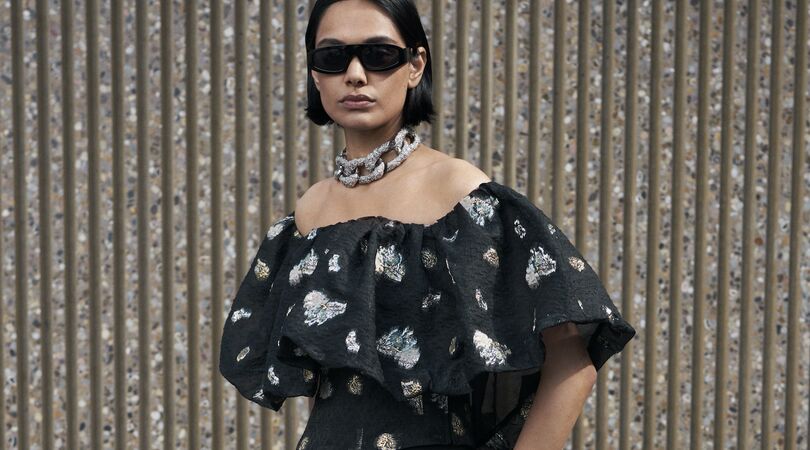 5 x de mooiste tops om op jouw favo jeans te dragen tijdens een Valentijnsdate