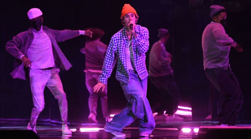 VIDEO: dit tiny desk concert van Justin Bieber moet je zien