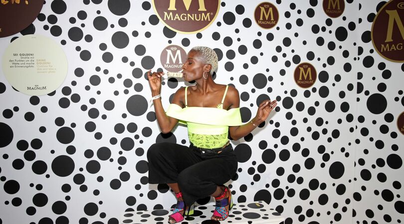 De Magnum Double Gold Caramel Billionaire is het meest luxe ijs wat jij ooit hebt gezien