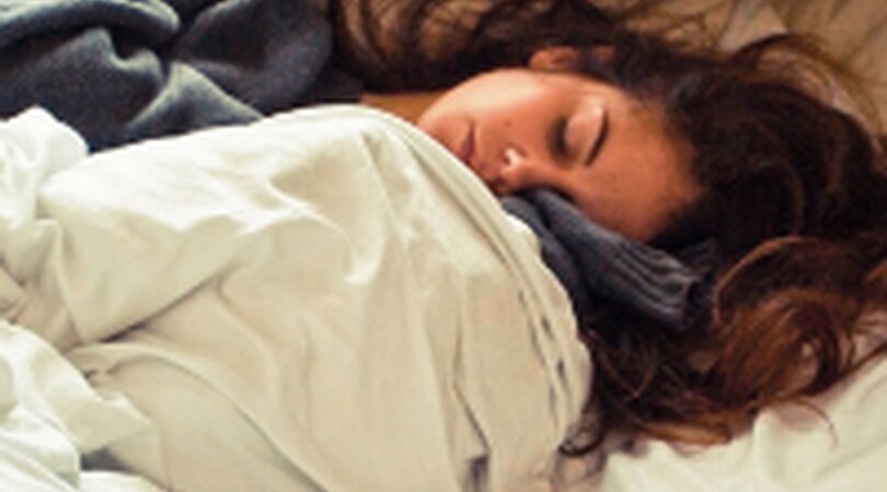 Dit zijn de tekenen dat je te weinig slaapt