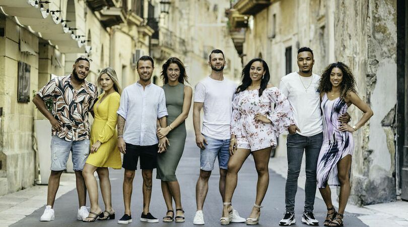 Temptation Island-Dennis begint een OnlyFans account waarop hij pikante kiekjes deelt